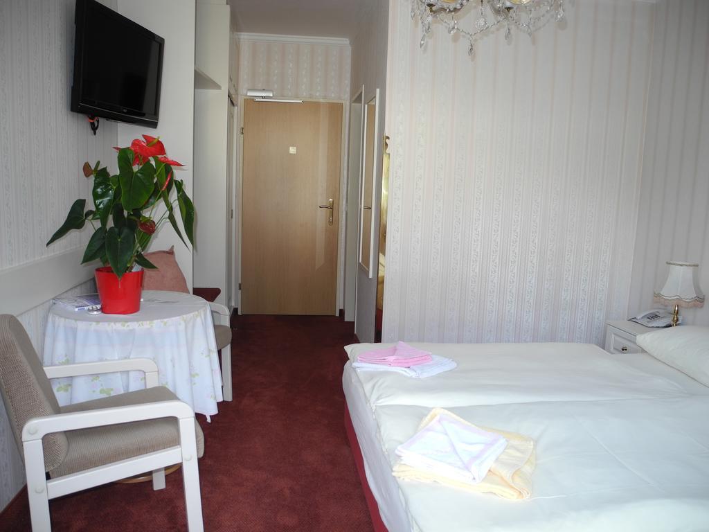 Hotel Rosner Gablitz Exterior foto